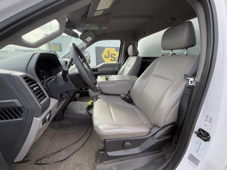 2021-ford-f550-xl-sd-image-30