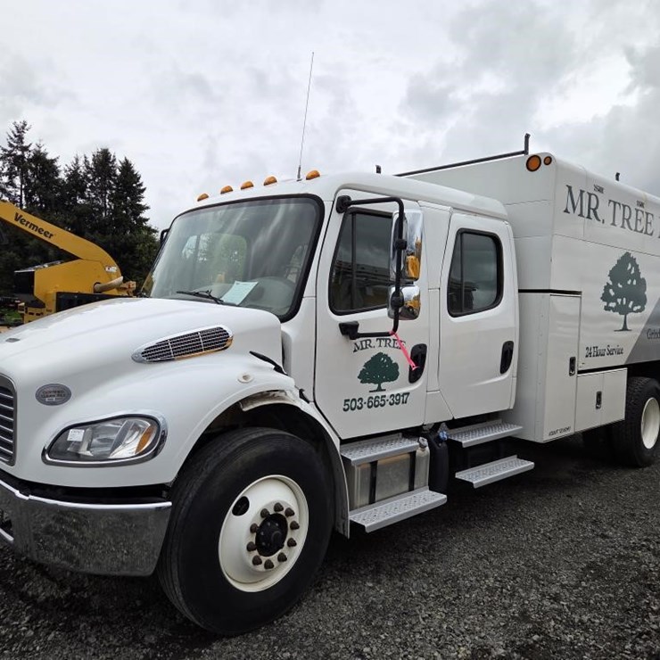 2020 Freightliner M2 Crew Cab Chipper Dump Truck