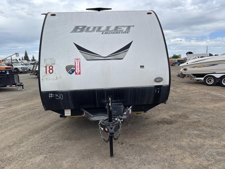 2020-bullet-bl1700bh20-travel-trailer-image-6