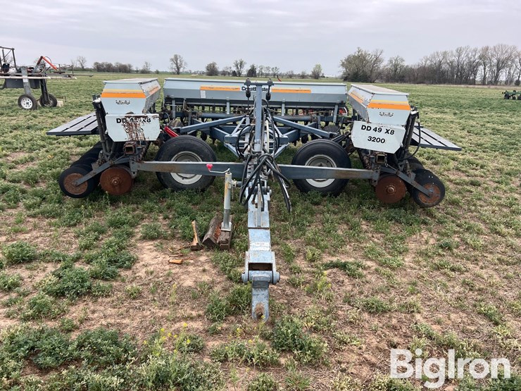 crustbuster-dd49x8-grain-drill-image-2