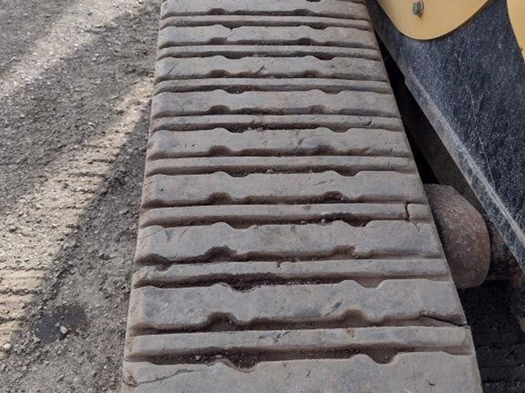 2005-caterpillar-287b-image-30