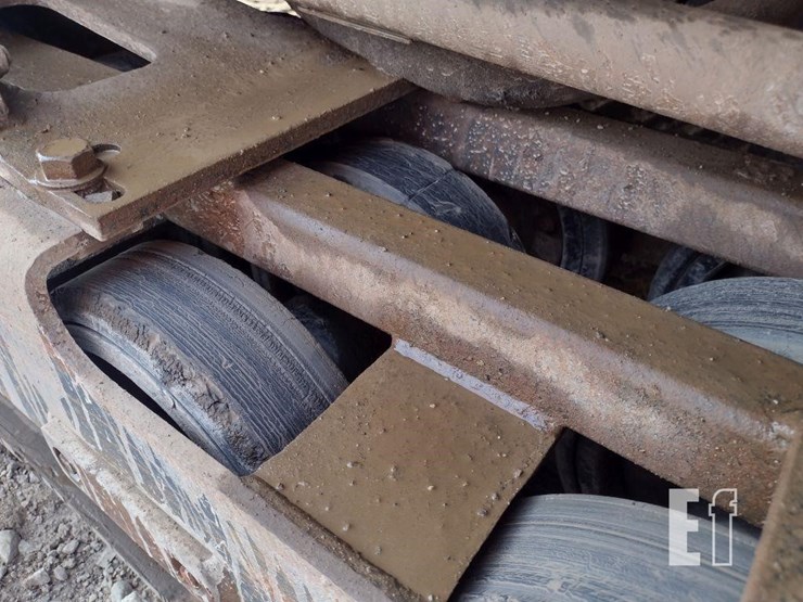 2005-caterpillar-287b-image-29