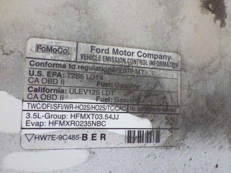 2017-ford-f150-image-13