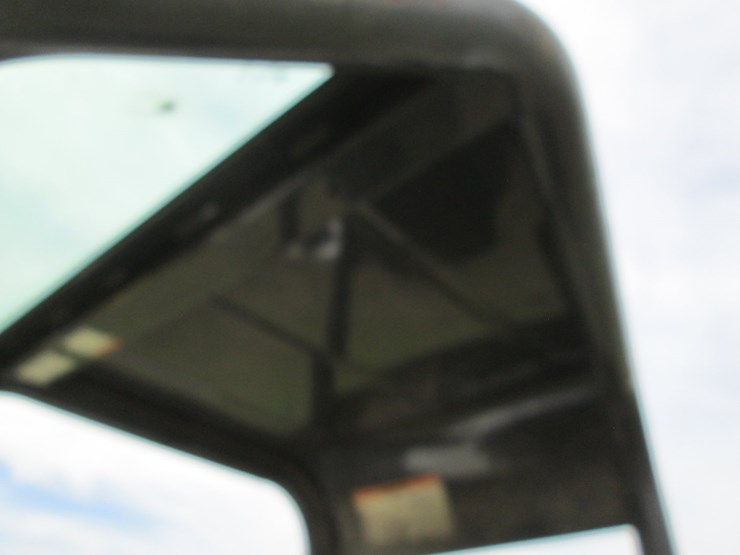 2016-bobcat-e35-image-32