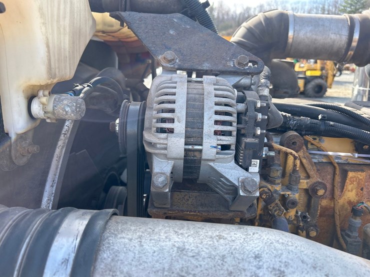 peterbilt-388-image-42