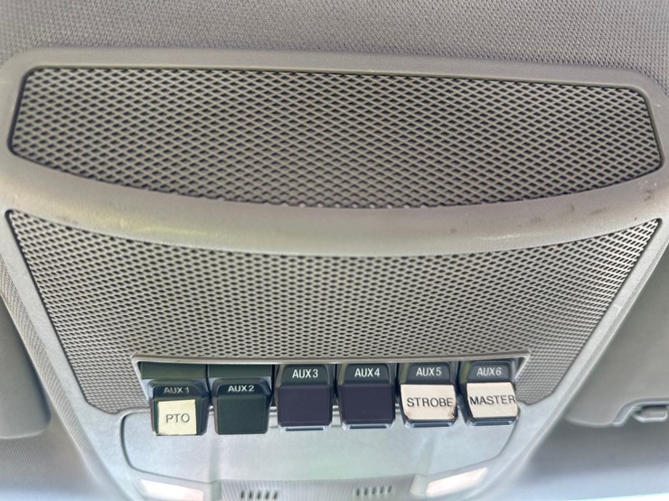 2019-ford-f550-image-36