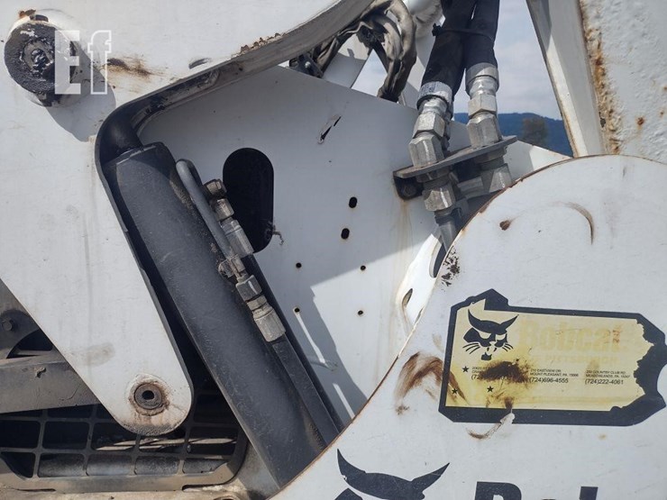 2012-bobcat-s650-image-17