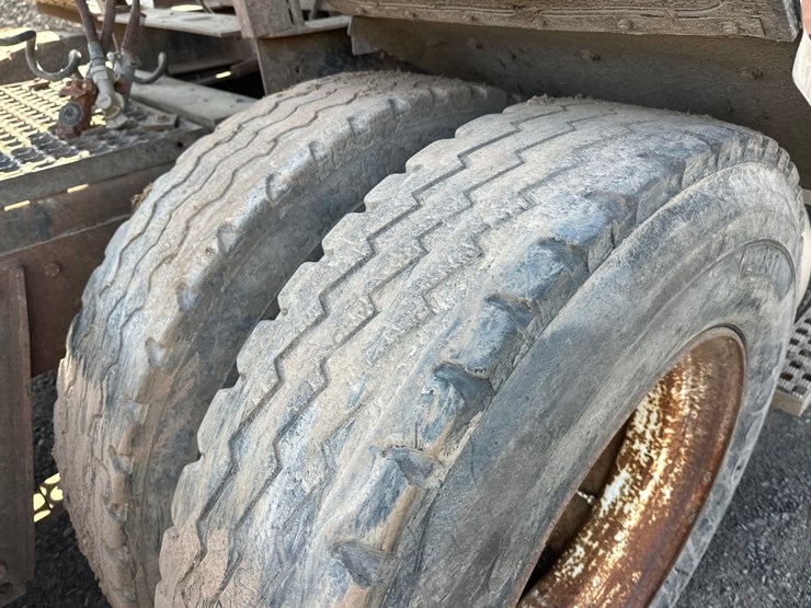 1984-ford-tractor-image-62