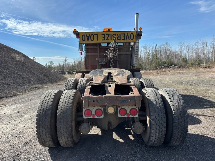 1984-ford-tractor-image-4