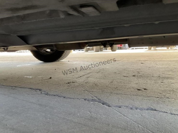 2016-chevrolet-impala-ls-sdn-image-24