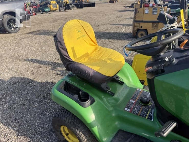 john-deere-x300-image-9