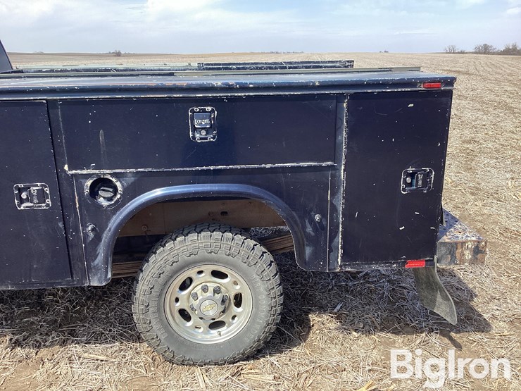 2005-chevrolet-silverado-2500-image-9