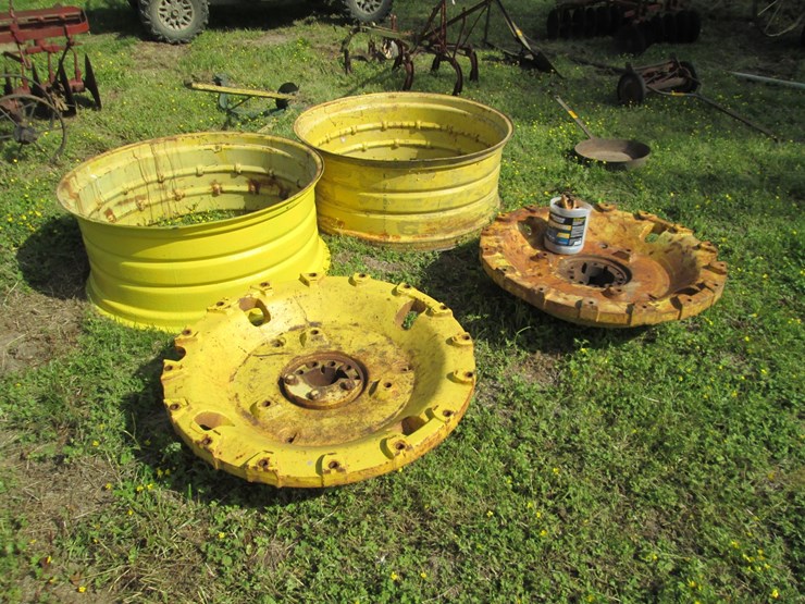 #36754-•-john-deere-rims-w/cast-centers-&-wedges-image-1