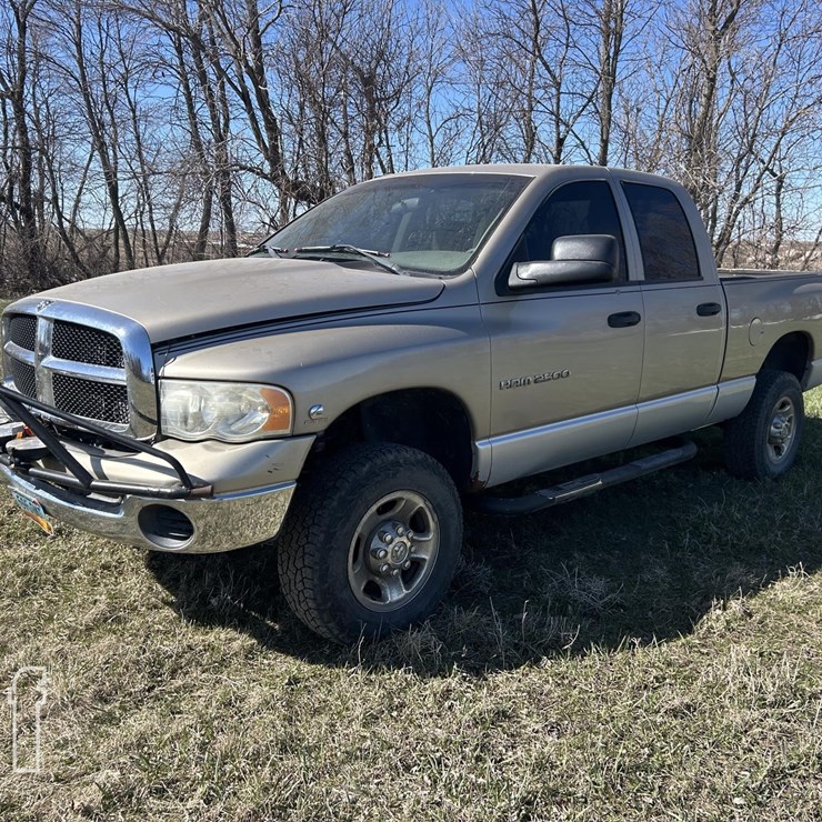 2003 DODGE 2500