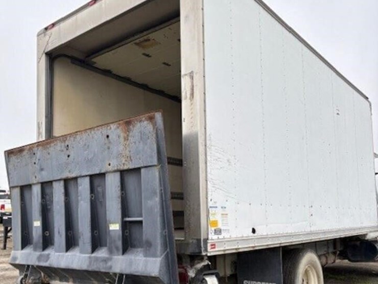 2006-international-durastar-4200-image-4