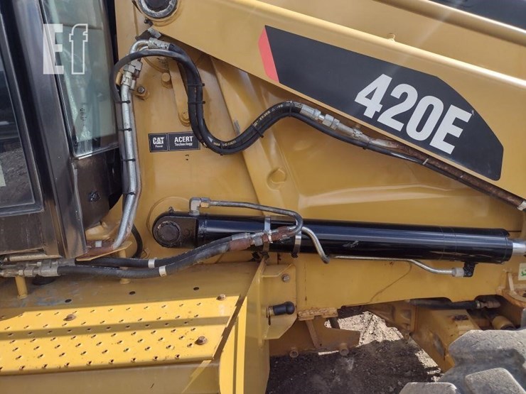 2011-caterpillar-420e-image-24