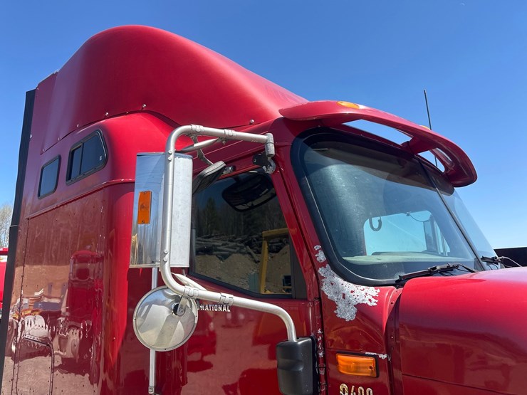 2004-massey-ferguson-8-image-12