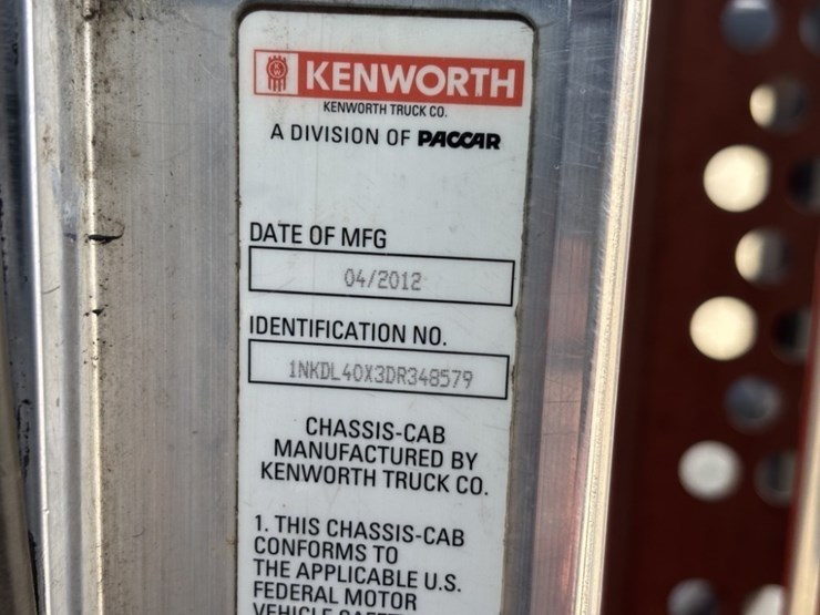 2013-kenworth-t800-image-38