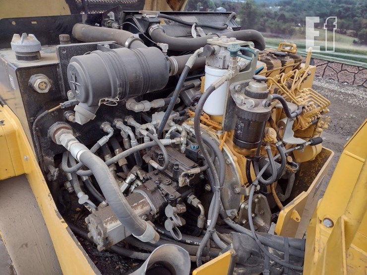 2010-caterpillar-cb34xw-image-20