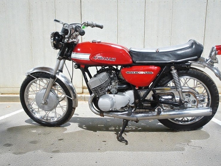 1970-kawasaki-h1-triple-motorcycle-image-4