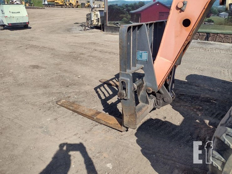 2004-jlg-g6-42a-image-13