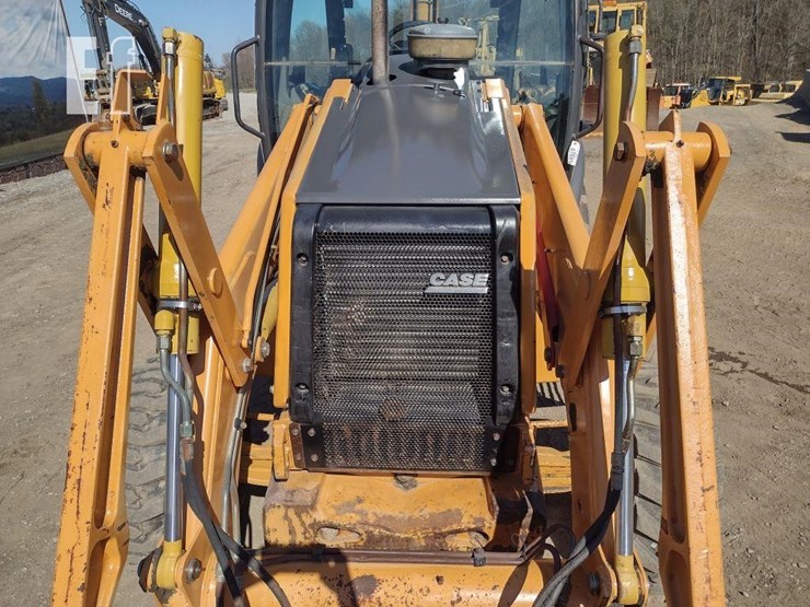 case-580m-turbo-image-23