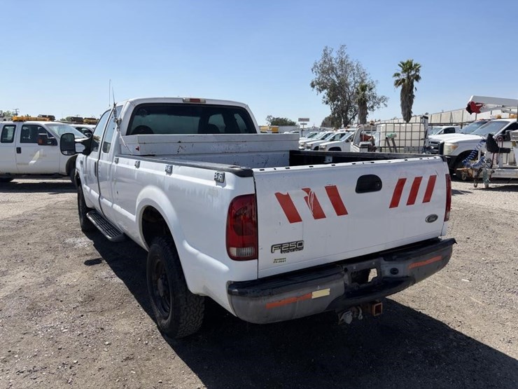 2004-ford-f250-image-4