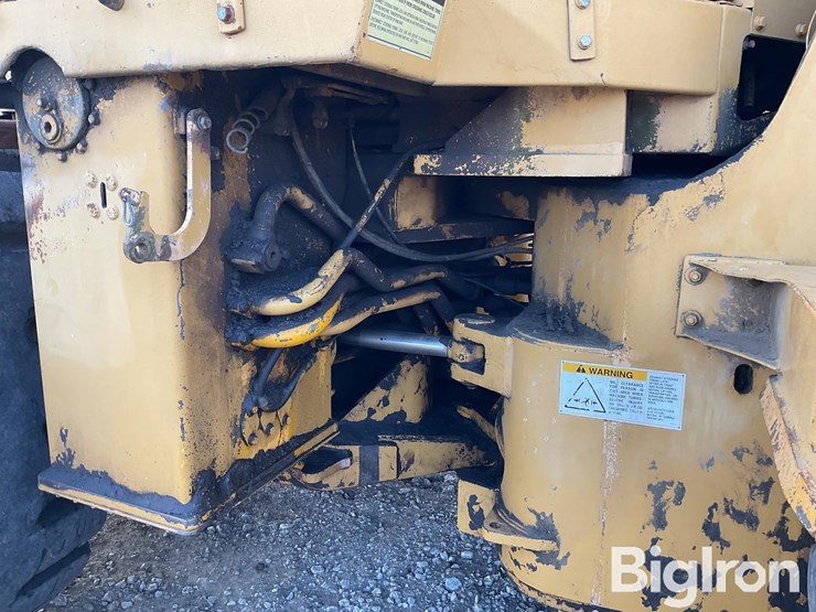 caterpillar-988-image-14