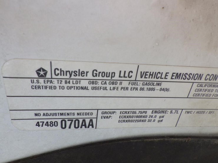 2014-dodge-1500-image-12