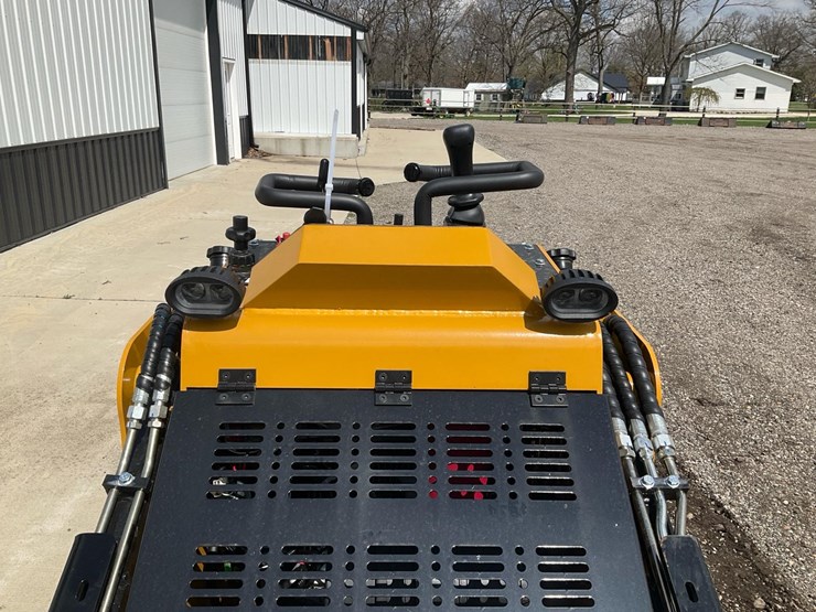 #999-•-unused-kkta27-diesel-mini-skid-steer*---middlebury,-in-image-12