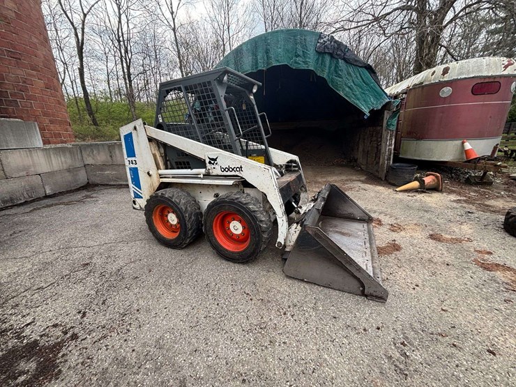 bobcat-743-image-2