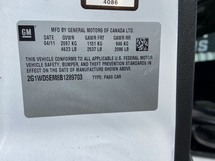 2011-chevrolet-impala-sedan-image-12