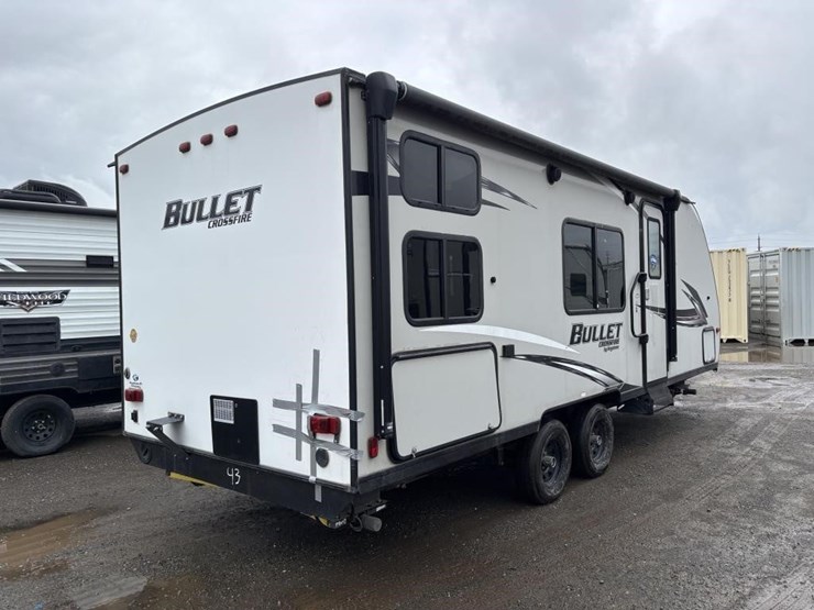 2020-bullet-bl2200bh20-travel-trailer-image-3