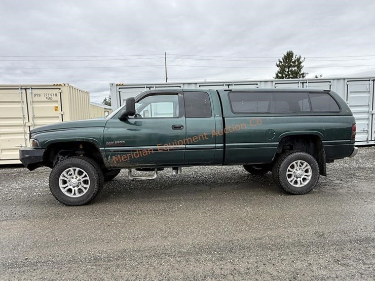 2001-dodge-ram-2500-image-2