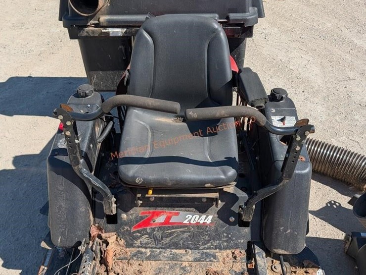 gravely-zt2044-image-7