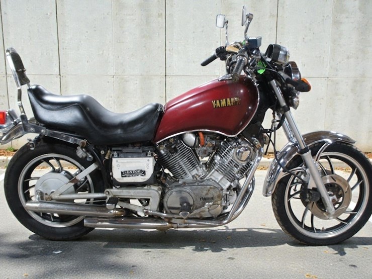 1983-yamaha-virago-xv920-motorcycle-image-4