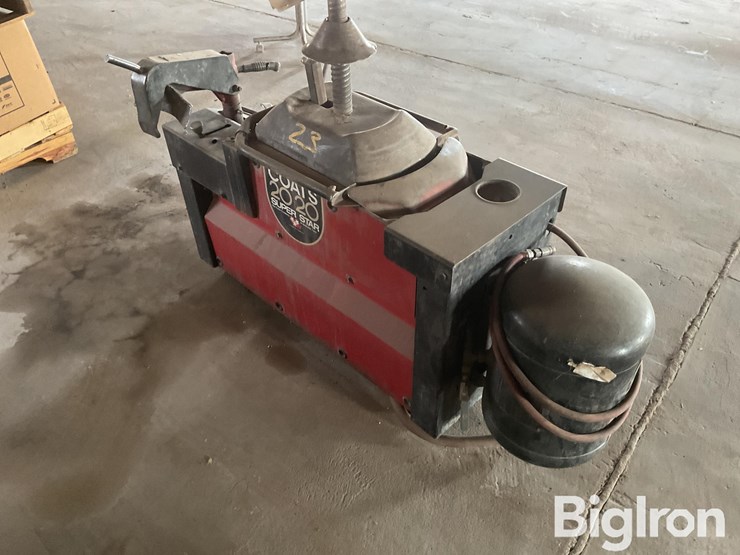 coats-20-20a-super-star-tire-machine-image-5