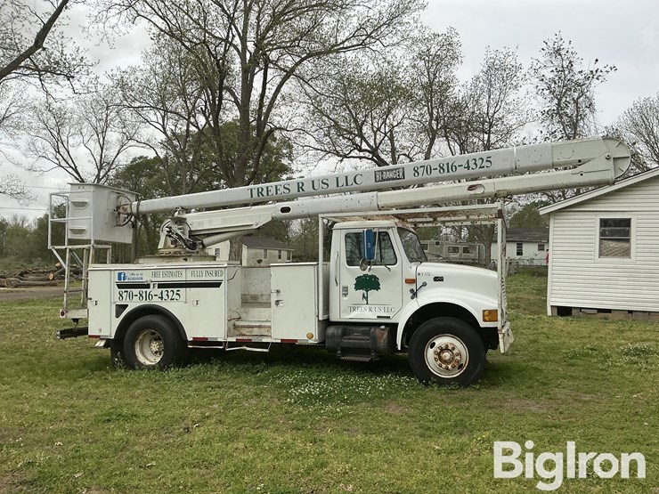 1997-international-4700-image-4