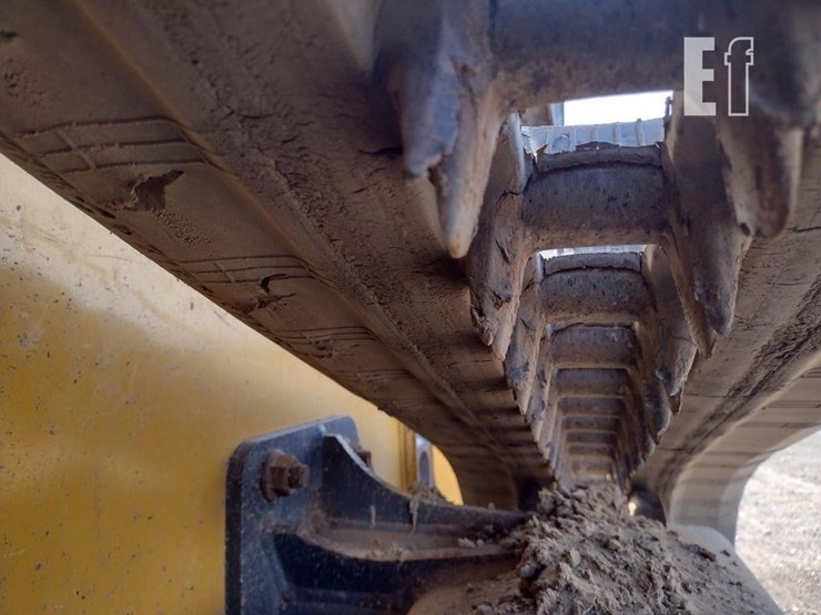 2023-deere-325g-image-24