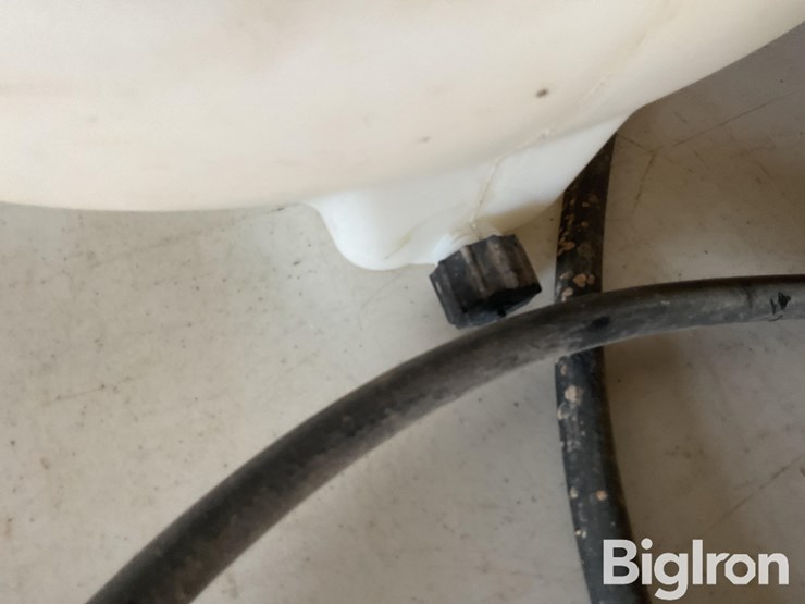 dobbins-atv-sprayer-image-11