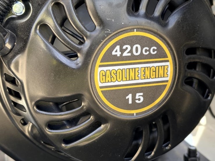 2026-zjg-zj-380-skid-steer-loader-image-9