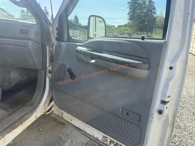 2003-ford-f350-image-26