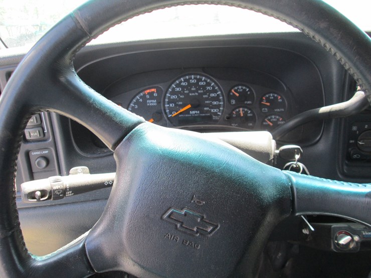 2001-chevrolet-3500-image-37
