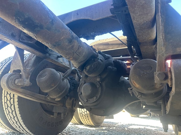 2004-massey-ferguson-8-image-59