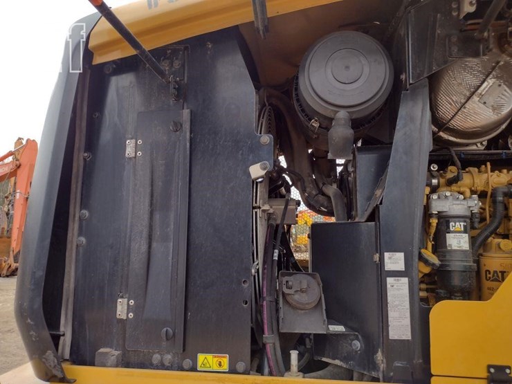 caterpillar-926m-image-39