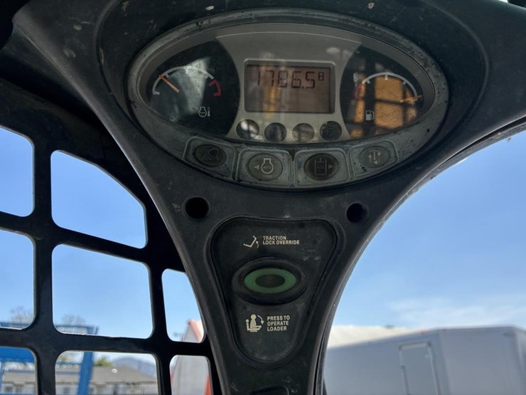 2018-bobcat-s570-image-12