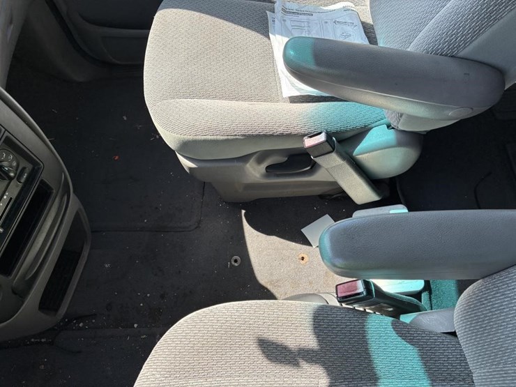 2003-ford-windstar-image-16