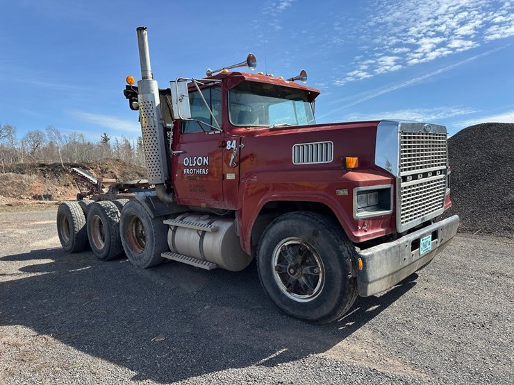 1984-ford-tractor-image-7