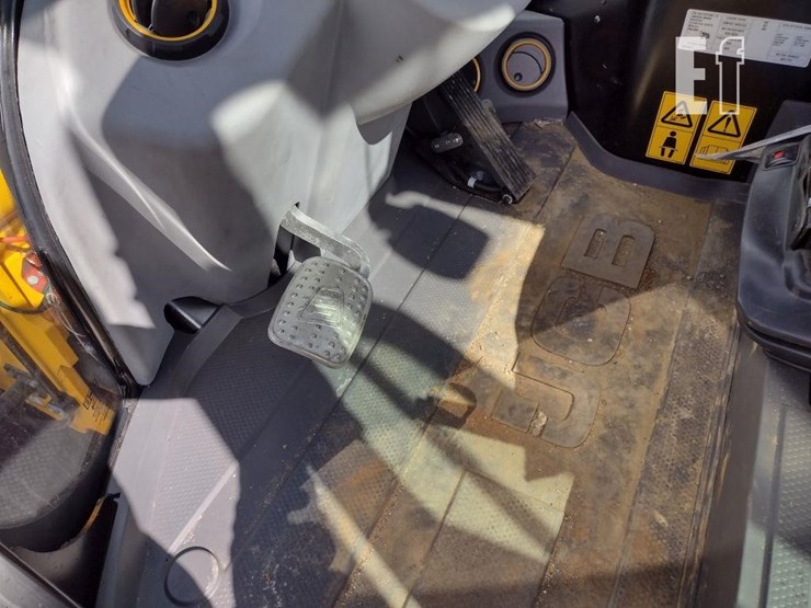 jcb-409-image-13