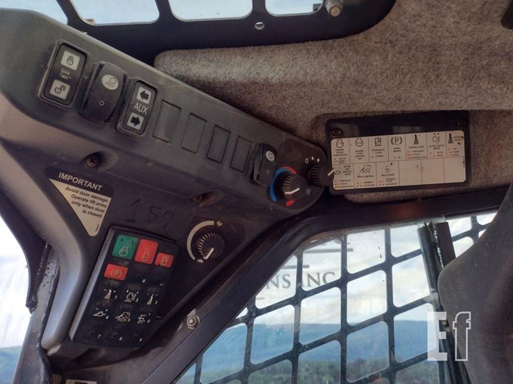 2022-deere-325g-image-8